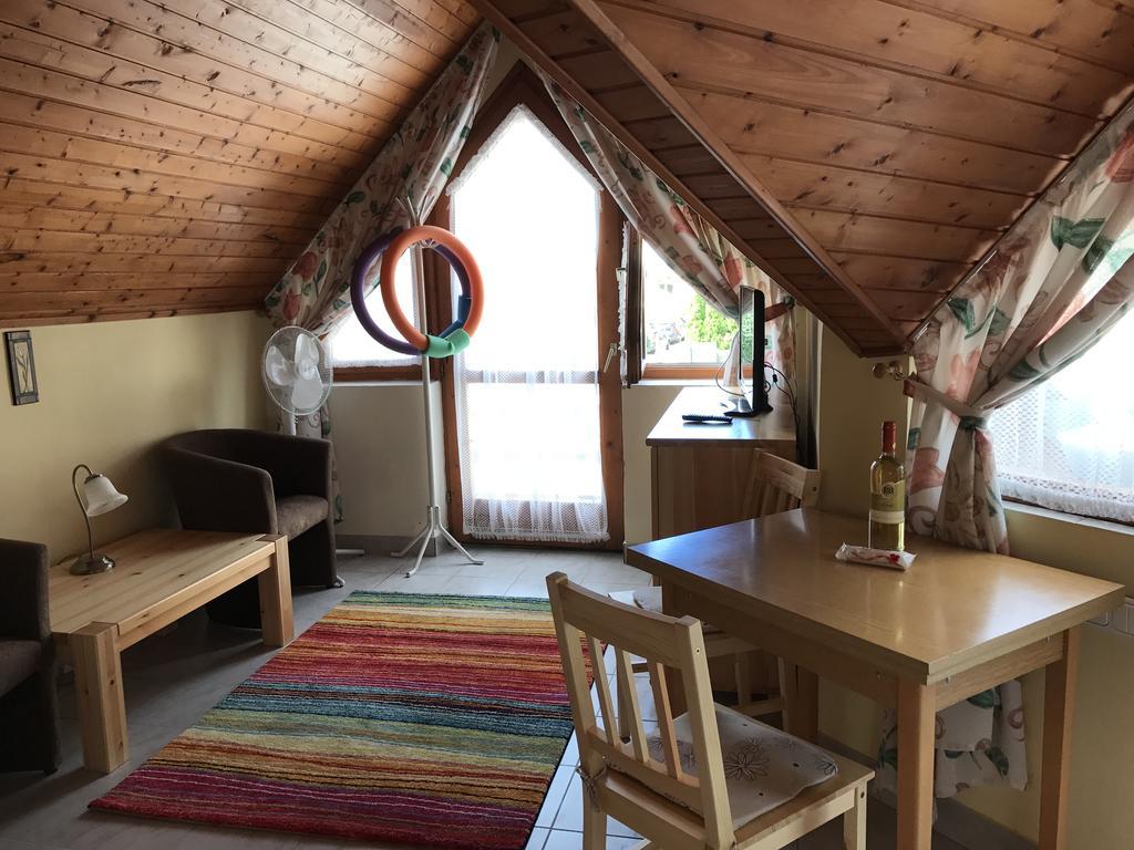 Jokai Apartmanhaz Heviz Luaran gambar